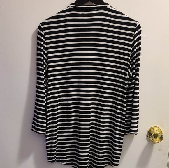 🍒2/$30-Striped Calvin Klein tunic - Picture 4 of 15